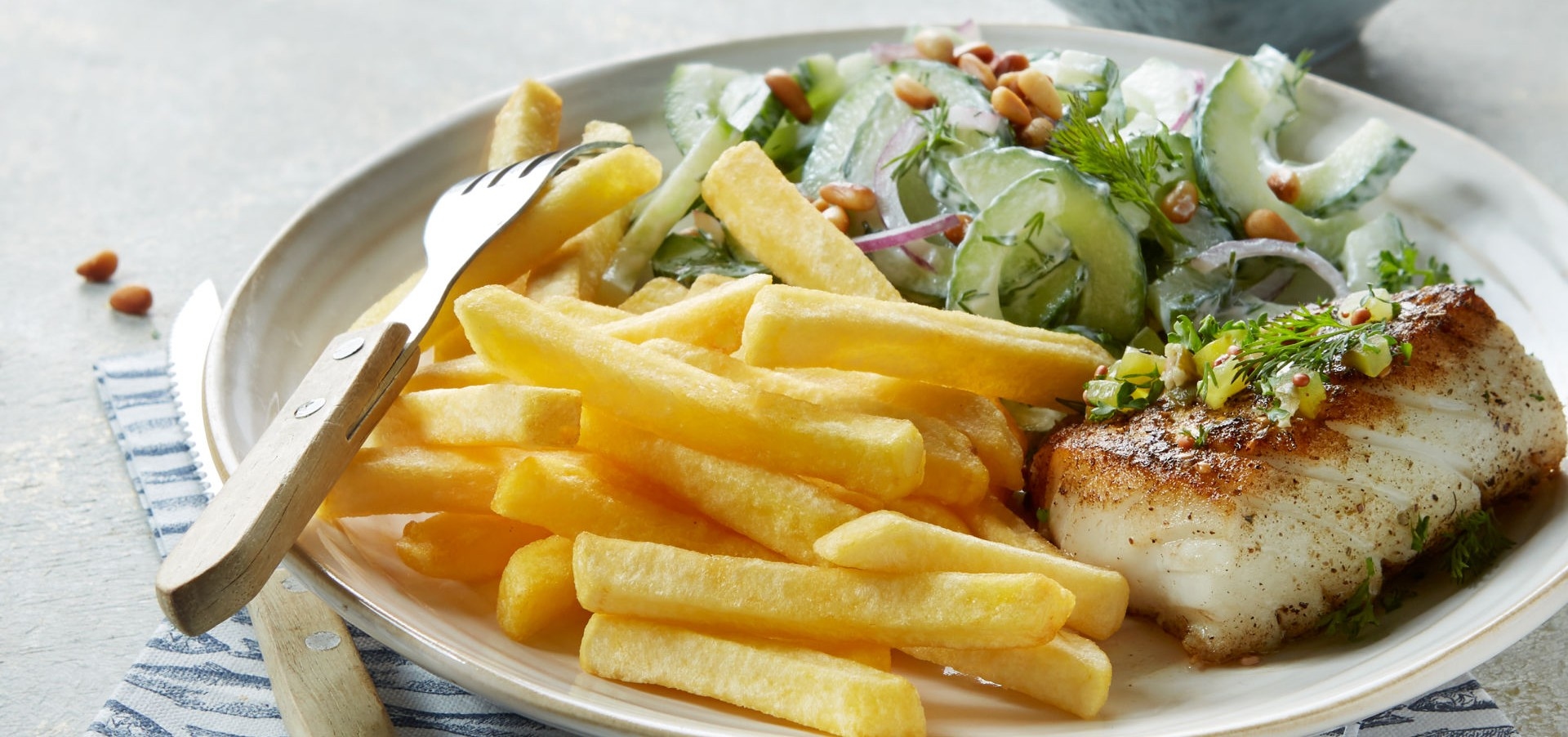 frische_pommes_normalschnitt_pom_plus_header