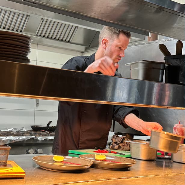 aviko_house_of_fries_-_operations_-_banner_2_-_295x295px-2